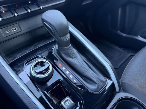 Certified 2024 Chevrolet Colorado Trail Boss w/ Advanced Trailering Package image 24