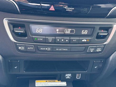 Used 2022 Honda Passport TrailSport image 29