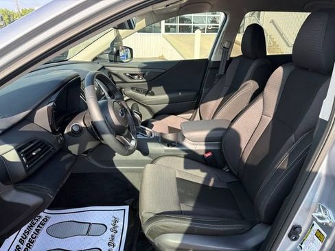 Used 2024 Subaru Outback Premium w/ Popular Package #1A AWD/4WD image 13