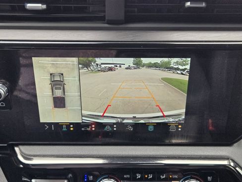 Used 2023 GMC Sierra 1500 AT4 w/ Technology Package AWD/4WD image 15