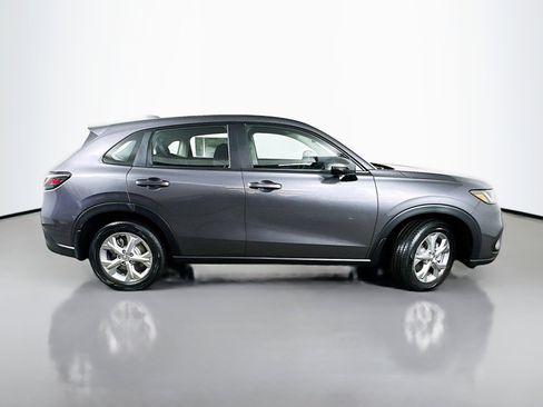 Certified 2025 Honda HR-V LX image 8