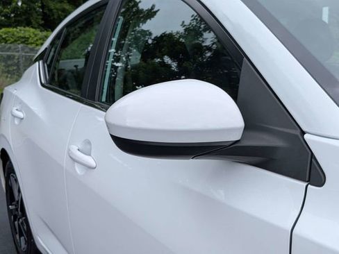 Used 2024 Nissan Sentra SV FWD image 13