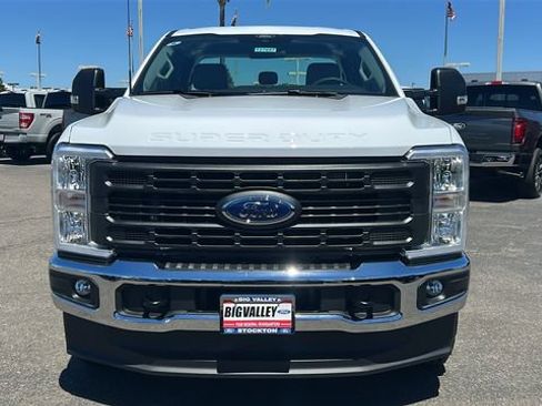 New 2026 Ford F350 XL w/ XL Chrome Package AWD/4WD image 8
