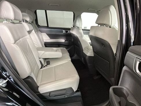 Certified 2026 Hyundai Santa Fe SEL AWD/4WD image 30