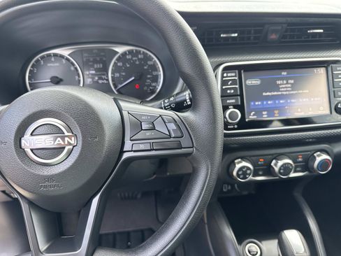 Used 2025 Nissan Kicks Play S FWD image 23