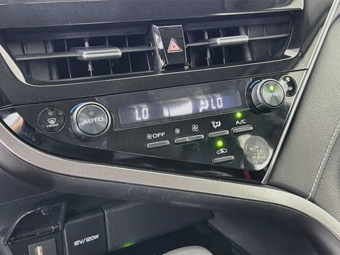 Used 2024 Toyota Camry XSE FWD image 19