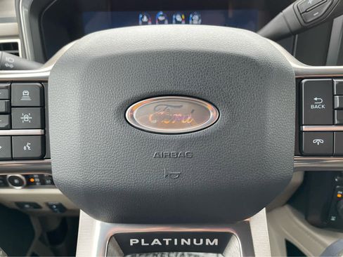 New 2025 Ford F250 Platinum w/ Platinum Plus Package image 21