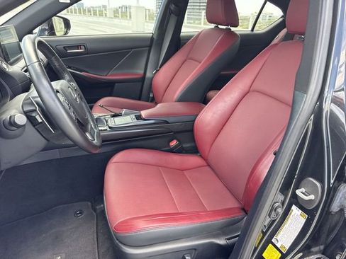 Used 2023 Lexus IS 300 w/ Comfort Package RWD image 11