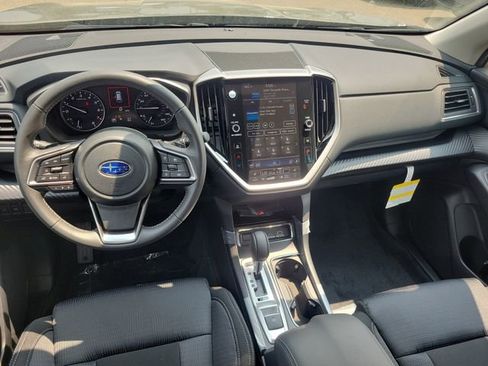 Used 2025 Subaru Ascent Premium w/ Premium Package AWD/4WD image 12
