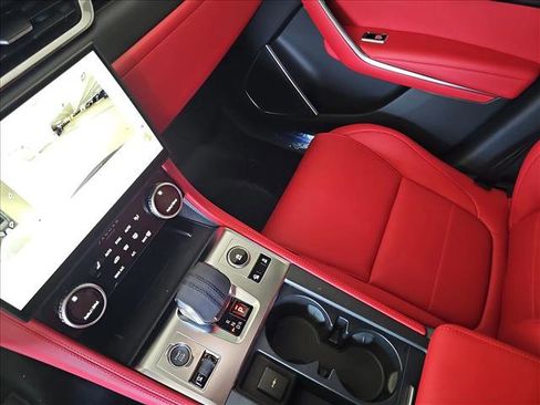 New 2026 Jaguar F-PACE R-Dynamic S image 22