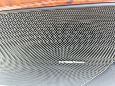 Used 2012 Mercedes-Benz CL 550 4MATIC image 29