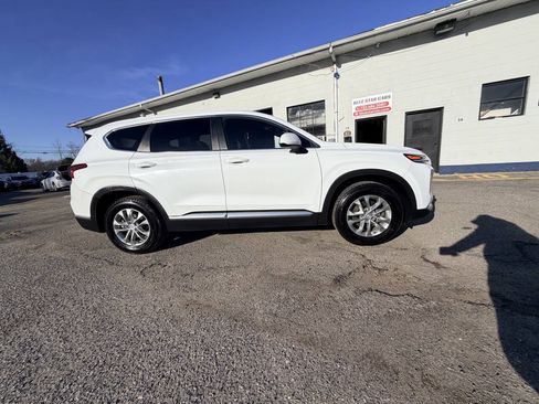 Used 2019 Hyundai Santa Fe SE FWD image 42