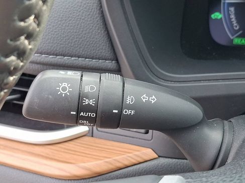 Used 2024 Toyota Grand Highlander AWD Hybrid image 25