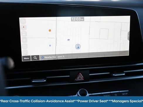Used 2025 Hyundai Elantra Limited FWD image 12