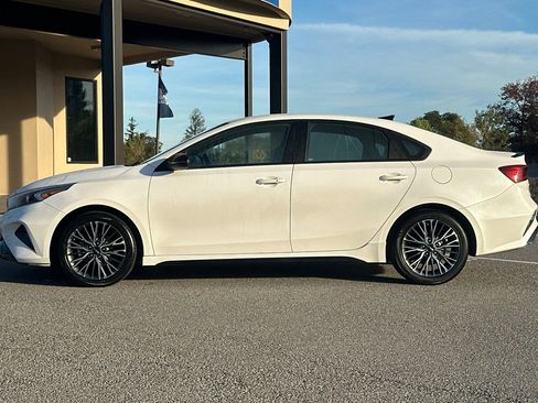 Used 2023 Kia Forte GT-Line w/ GT-Line Technology Package image 7