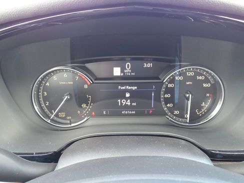 Used 2022 Cadillac XT6 Premium Luxury image 32