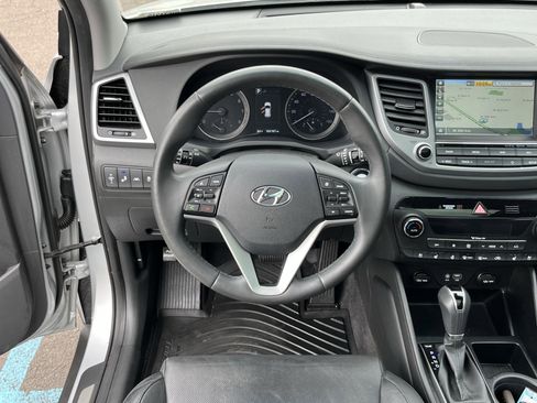 Used 2018 Hyundai Tucson Limited w/ Ultimate Package 02 AWD/4WD image 12