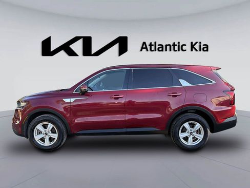 Certified 2022 Kia Sorento LX AWD/4WD image 11