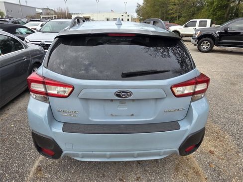Used 2018 Subaru Crosstrek 2.0i Premium image 3