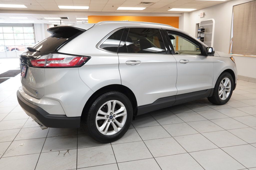 Used 2019 Ford Edge SEL w/ Equipment Group 201A AWD/4WD image 11