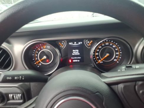 Used 2022 Jeep Wrangler Unlimited Sport AWD/4WD image 23