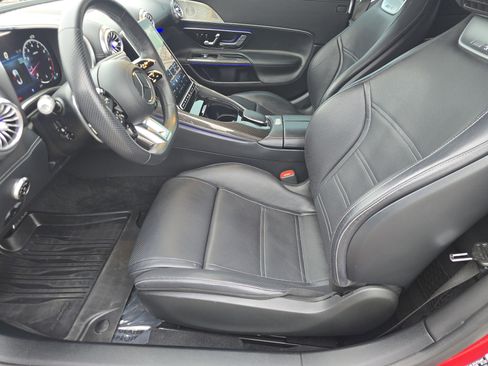 Used 2022 Mercedes-Benz SL 63 AMG AMG SL 63 image 26