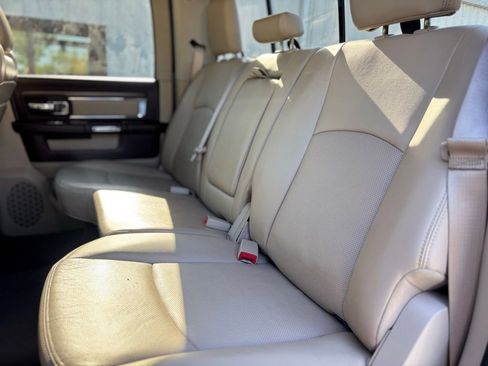 Used 2015 RAM 1500 Laramie w/ Convenience Group AWD/4WD image 19