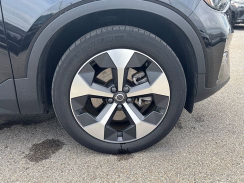 Certified 2024 Volvo XC40 B5 Core image 33