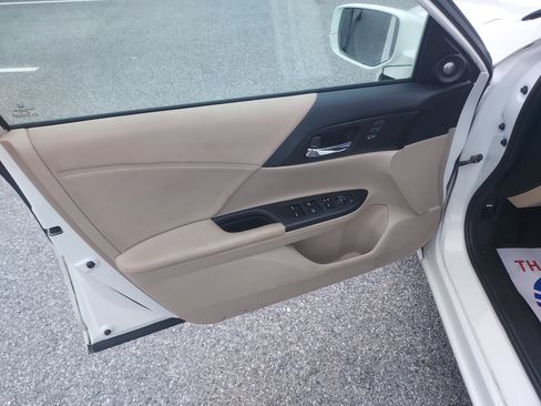 Used 2014 Honda Accord EX-L image 13