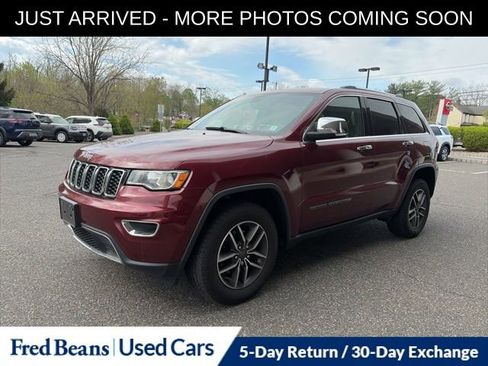 Used 2019 Jeep Grand Cherokee Limited image 3