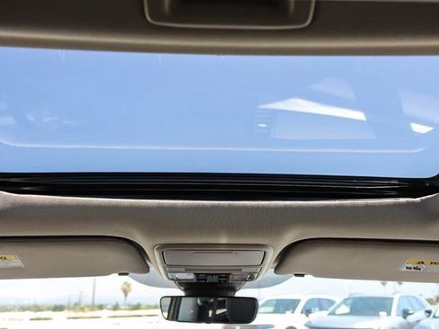 New 2026 Honda Odyssey Elite image 9