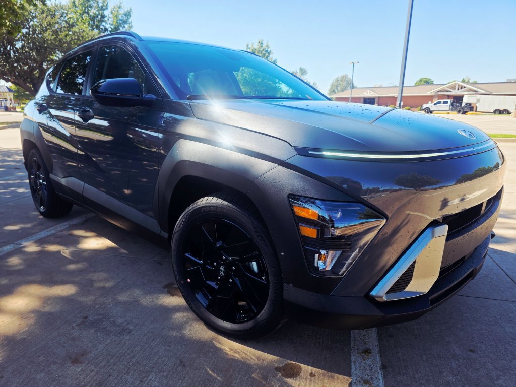 New 2027 Hyundai Kona SEL Sport FWD image 2