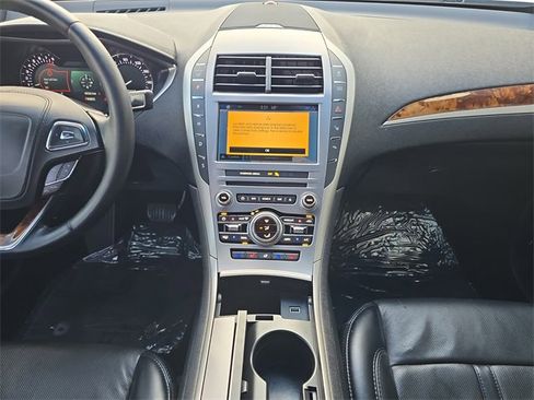 Used 2019 Lincoln MKZ Reserve image 13