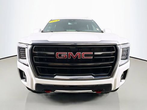 Used 2024 GMC Yukon XL AT4 w/ AT4 Premium Plus Package AWD/4WD image 2