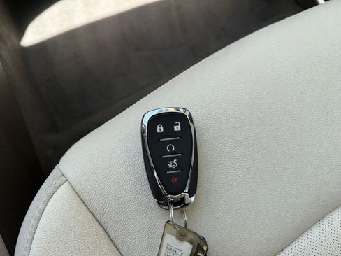 Used 2024 Chevrolet Malibu LT image 18