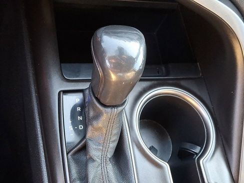 Used 2021 Toyota Camry SE image 17