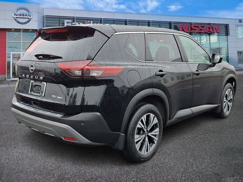 Certified 2023 Nissan Rogue SV image 6