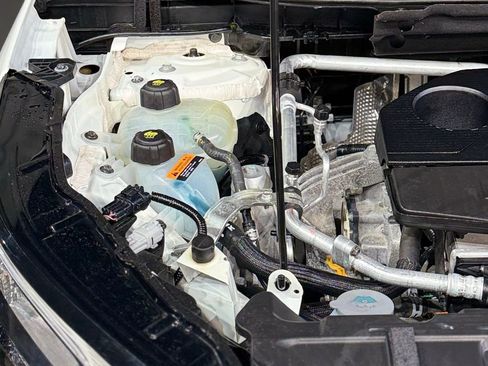 Used 2023 Nissan Rogue SV w/ SV Premium B Package image 89