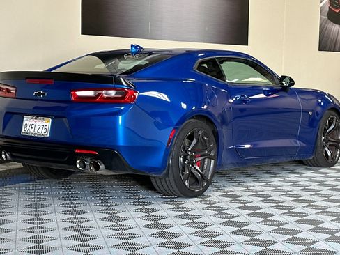 Used 2018 Chevrolet Camaro SS image 4