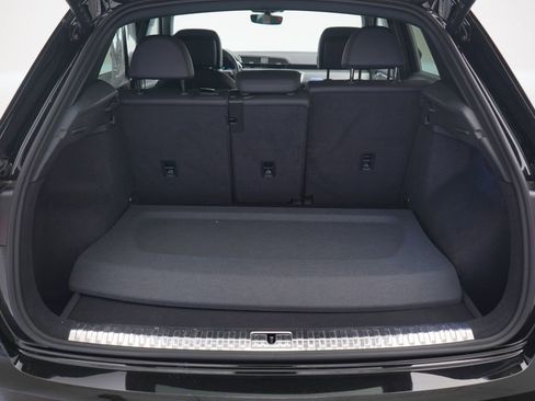 Used 2023 Audi Q3 2.0T Premium Plus w/ Premium Plus Package image 12