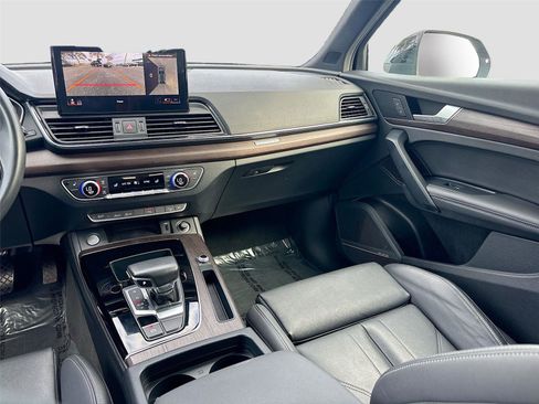 Used 2023 Audi Q5 2.0T Premium Plus w/ Premium Plus Package image 29