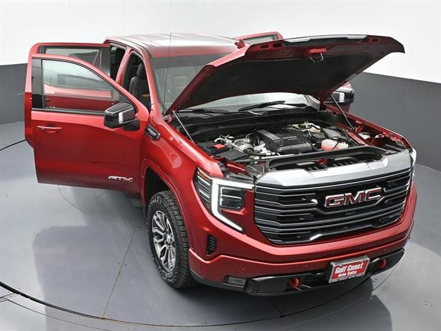 Used 2022 GMC Sierra 1500 AT4 w/ AT4 Premium Package AWD/4WD image 51