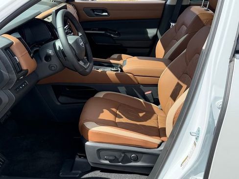 New 2026 Nissan Pathfinder Platinum AWD/4WD image 20