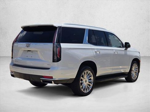 Used 2023 Cadillac Escalade Premium Luxury w/ Performance Package AWD/4WD image 5