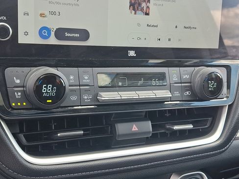 Used 2024 Toyota Grand Highlander AWD image 15