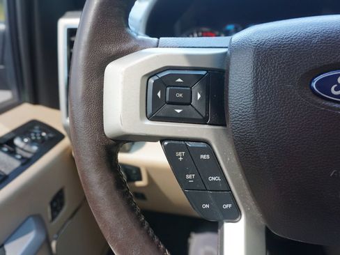 Used 2019 Ford F150 Lariat AWD/4WD image 7