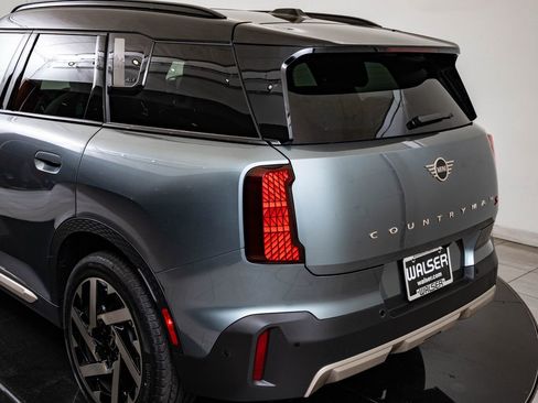 Certified 2025 MINI Cooper Countryman S w/ Comfort Package Max image 19