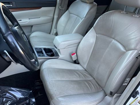 Used 2013 Subaru Outback 2.5i Limited w/ Moonroof Pkg image 5