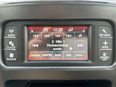 Used 2018 Dodge Journey SE w/ Connectivity Group FWD image 31