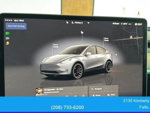 Used 2024 Tesla Model Y Performance AWD/4WD image 11